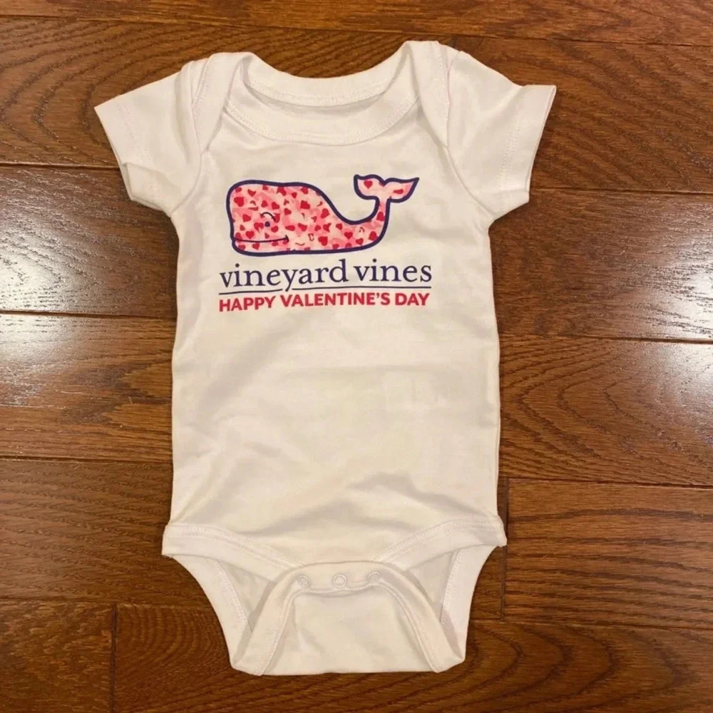 Vineyard vines Valentine’s Day bodysuit 0-3 months